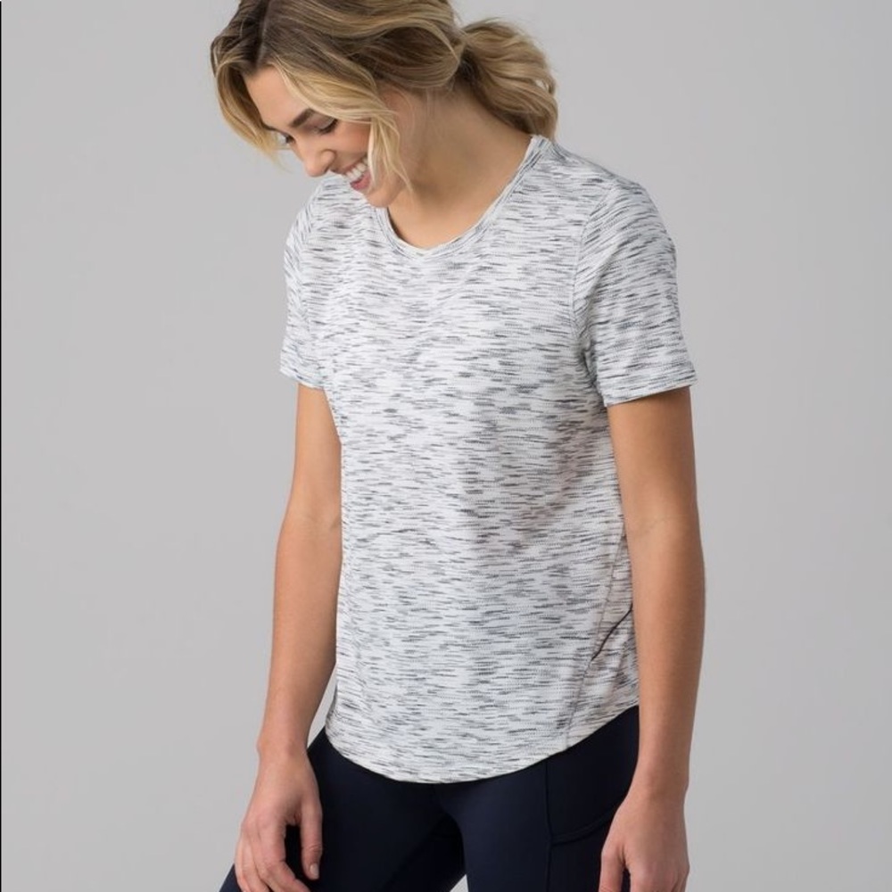Lululemon Space Gray Long Distance Short Sleeve Top